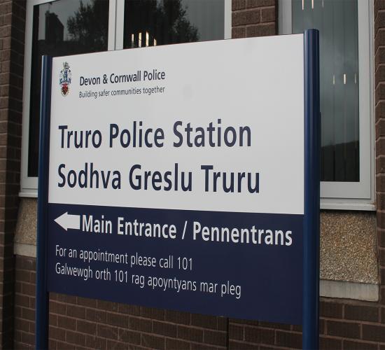 Police Station Sign in both English and Cornish